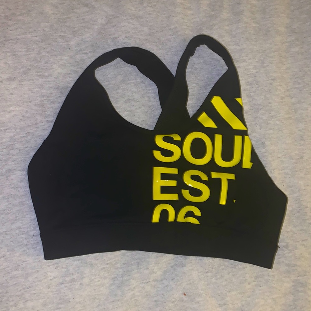 Soul by SoulCycle Sports Bra. Medium. Cross it Back Bra Black.